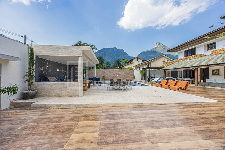 LB - RJ997 | Casa con 4 Suites en Venta en Greenwood Park –