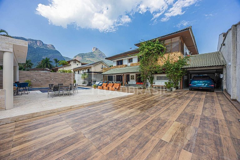 LB - RJ997 | 4-Bedroom House for Sale at Greenwood Park – It