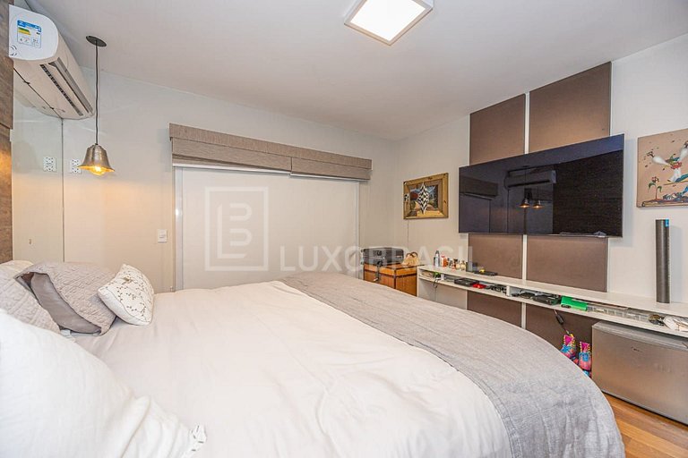 LB - RJ997 | Casa con 4 Suites en Venta en Greenwood Park –