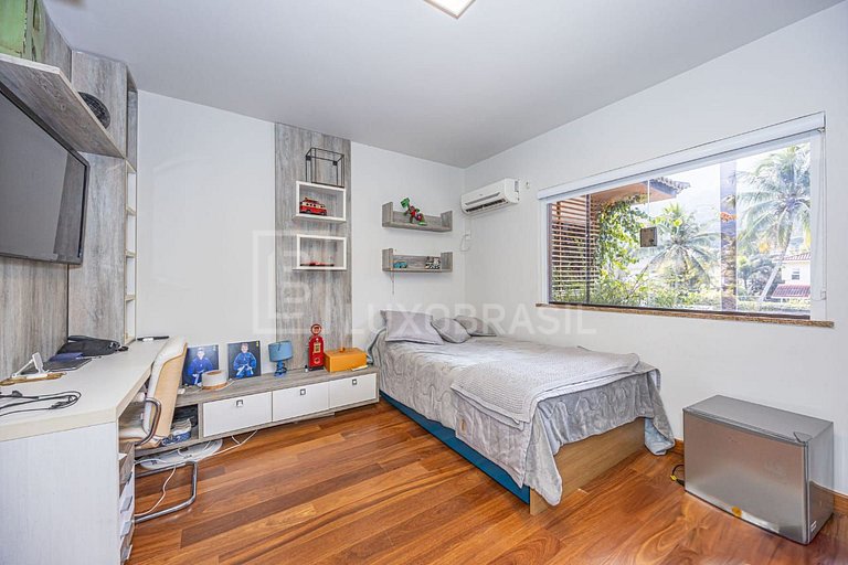 LB - RJ997 | 4-Bedroom House for Sale at Greenwood Park – It