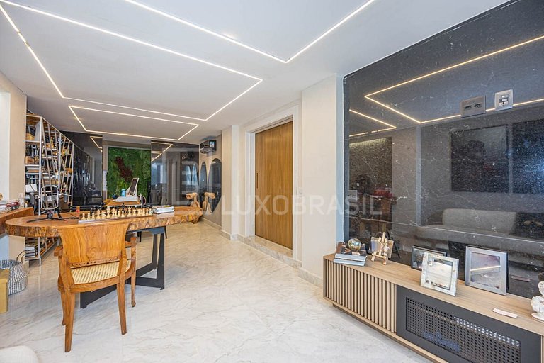 LB - RJ997 | Casa con 4 Suites en Venta en Greenwood Park –