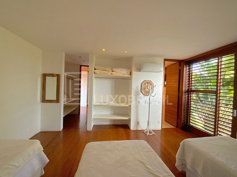 LB - BZ18 Mansión Frente al Mar en Búzios con 7 Suites, Vist