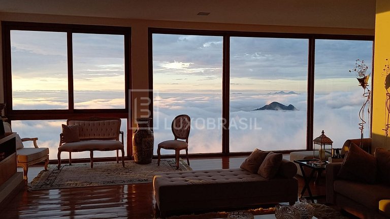 LB - PET801 Luxury House in Bela Vista Condominium with Pano