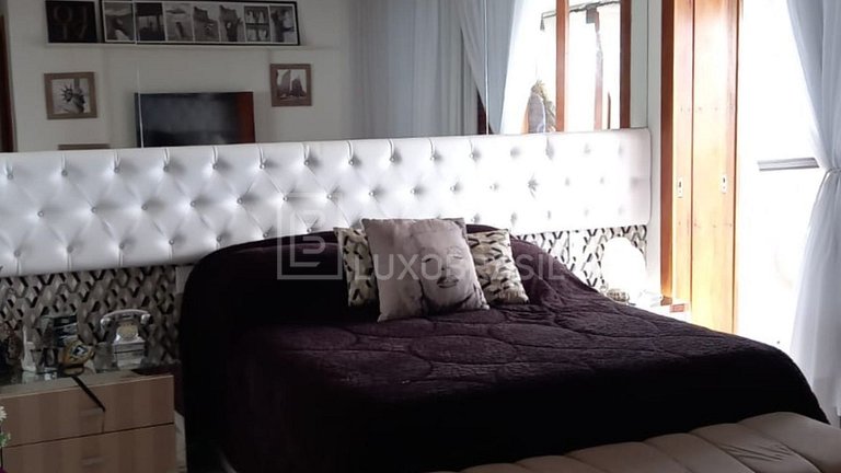 Casa com Vista para a Baía – Temporada em Petrópolis