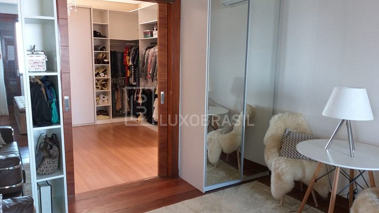 LB - PET801 Luxury House in Bela Vista Condominium with Pano