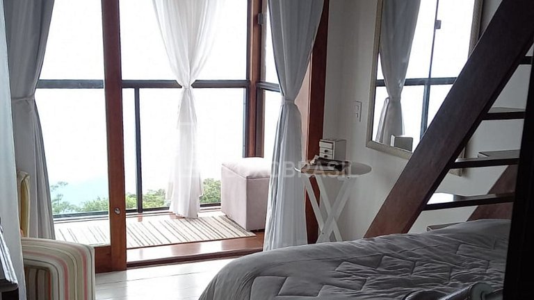 Casa com Vista para a Baía – Temporada em Petrópolis