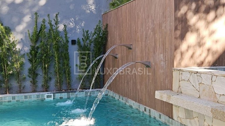 RJ1001 – Casa de 5 Suites en Venta en Reserva Itanhangá – It