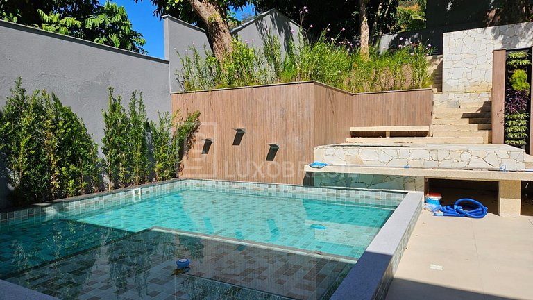 RJ1001 – 5-Bedroom House for Sale in Reserva Itanhangá – Ita