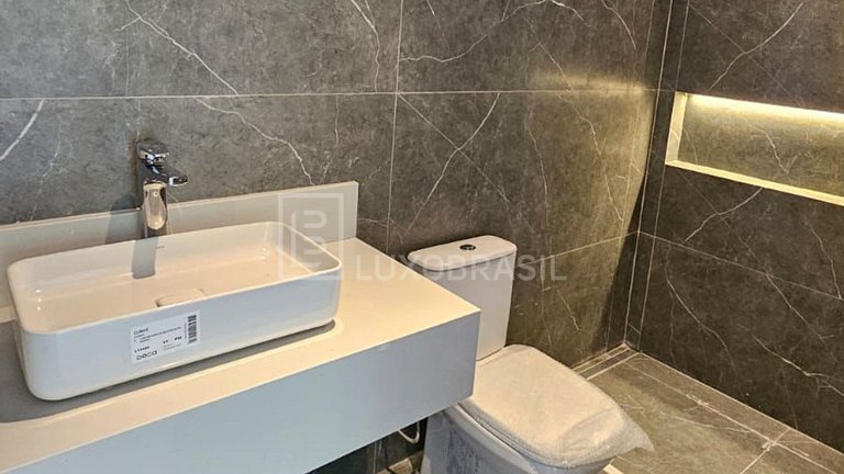 RJ1001 – Casa de 5 Suites en Venta en Reserva Itanhangá – It