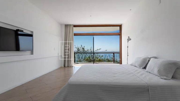 LUXOBRASIL #RJ739 Joá Mansion 06 Suites Vacation Rental