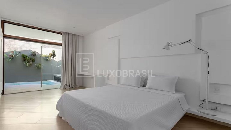 LUXOBRASIL #RJ739 Mansão do Joá 06 Suites Alquiler de Vacaci