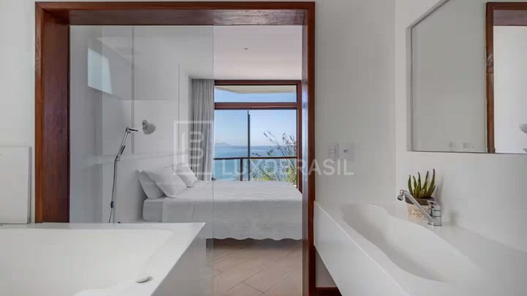 LUXOBRASIL #RJ739 Joá Mansion 06 Suites Vacation Rental