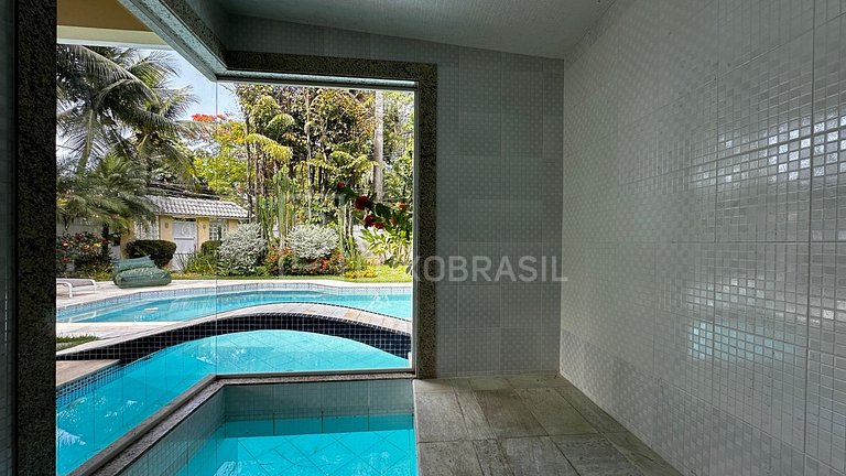 LB - RJ998 Casa de 5 Suites en Venta en el Exclusivo Condomi