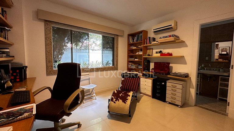 LB - RJ998 Casa de 5 Suites en Venta en el Exclusivo Condomi