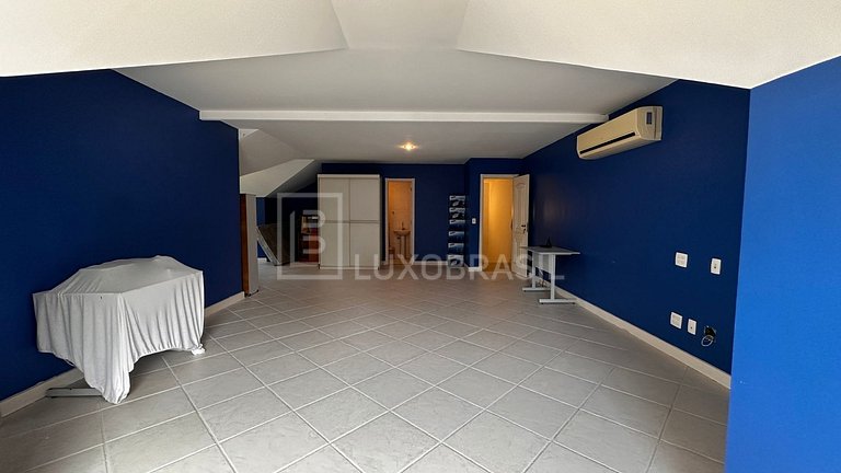 LB - RJ998 5-Bedroom House for Sale in the Exclusive Porto d