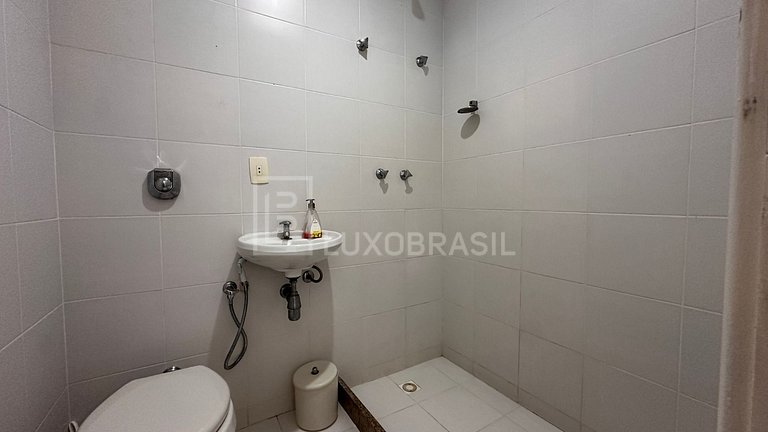 LB - RJ998 5-Bedroom House for Sale in the Exclusive Porto d