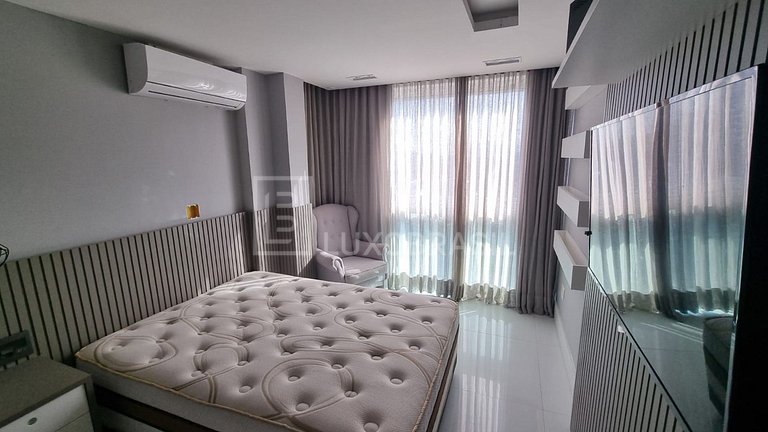 RJ1003 – Oceanfront Penthouse on Av. Lúcio Costa | Long-Term