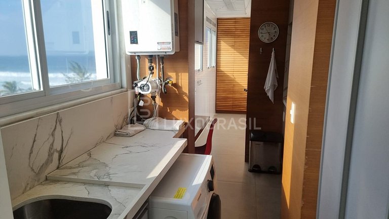 LB - RJ1003 Oceanfront Penthouse on Lúcio Costa Seasonal Ren
