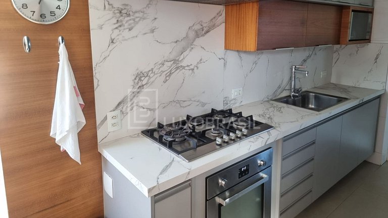 LB - RJ1003 Oceanfront Penthouse on Lúcio Costa Seasonal Ren