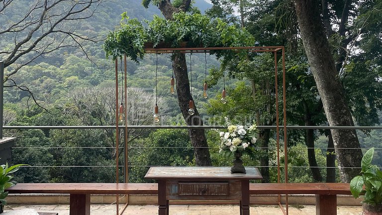 Casa em São Conrado com 4 quartos para locação de temporada