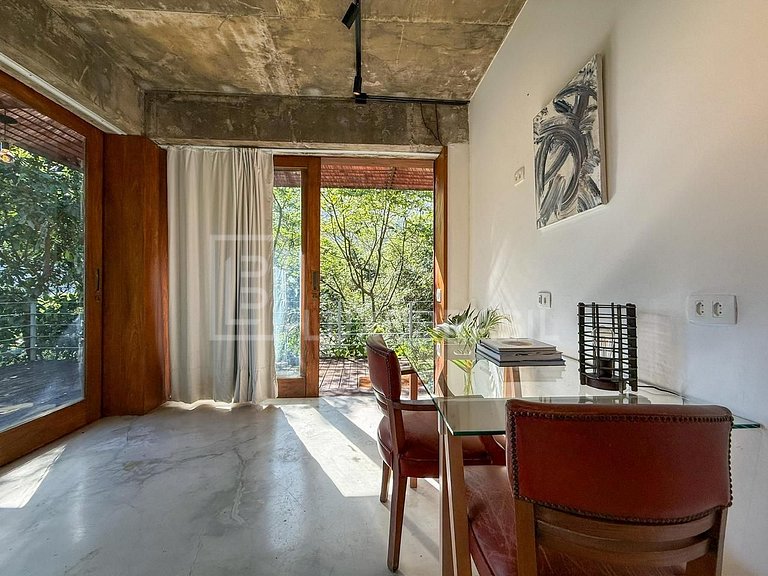 LB - RJ141 Casa Mata Carioca – Exclusividad y Naturaleza en