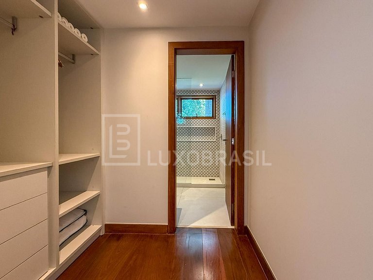 LB - RJ141 Casa Mata Carioca – Exclusivity and Nature in São