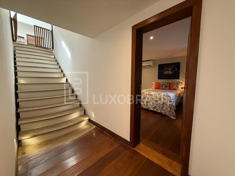 LB - RJ141 Casa Mata Carioca – Exclusividad y Naturaleza en