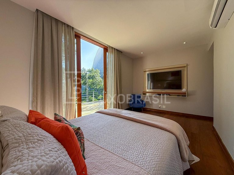 LB - RJ141 Casa Mata Carioca – Exclusivity and Nature in São