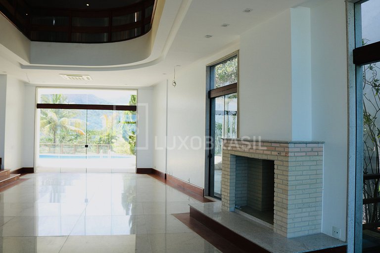 LUXOBRASIL #RJ80 – Modern House in Joá with Ocean View is th