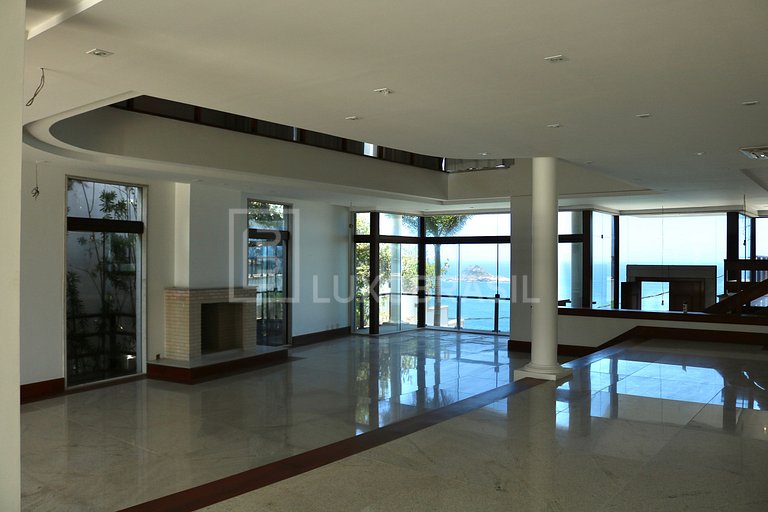 LUXOBRASIL #RJ80 Casa Moderna en Joá con Vista al Mar es el