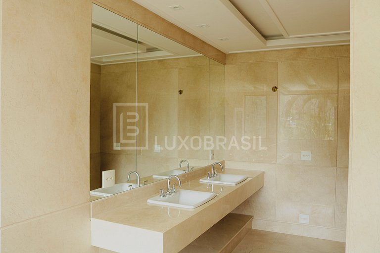 LUXOBRASIL #RJ80 Casa Moderna en Joá con Vista al Mar es el