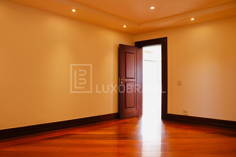 LUXOBRASIL #RJ80 Casa Moderna en Joá con Vista al Mar es el