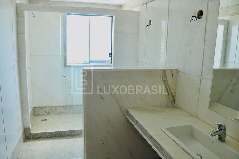 LUXOBRASIL #RJ80 Casa Moderna en Joá con Vista al Mar es el