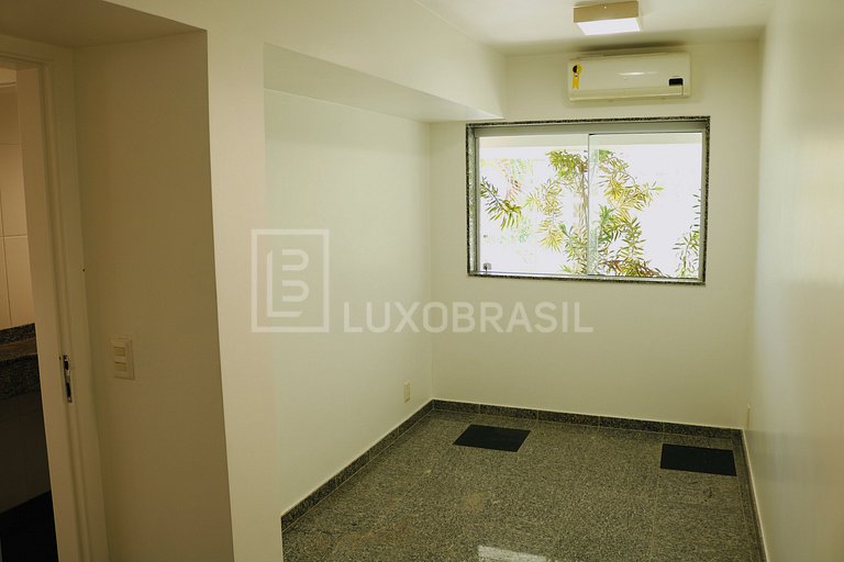 LUXOBRASIL #RJ80 Casa Moderna en Joá con Vista al Mar es el