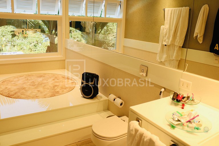 LB - RJ712 São Conrado Mansion 5-Bedroom House with Sea View