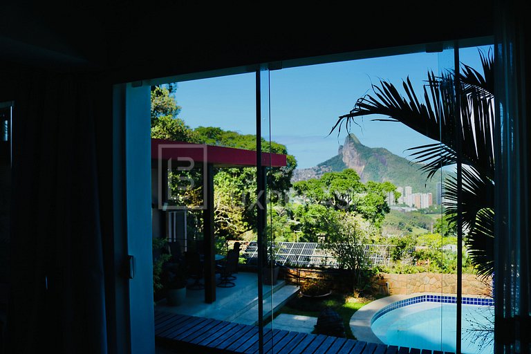 LB - RJ712 Casa de 5 Habitaciones en São Conrado con Vista a