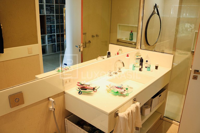 LB - RJ712 Mansión São Conrado 5 Habitaciones Alquiler de Te