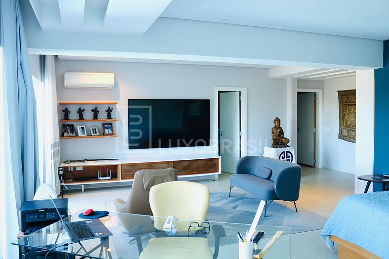 LB - RJ712 5-Bedroom House with Sea View for Sale, São Conra