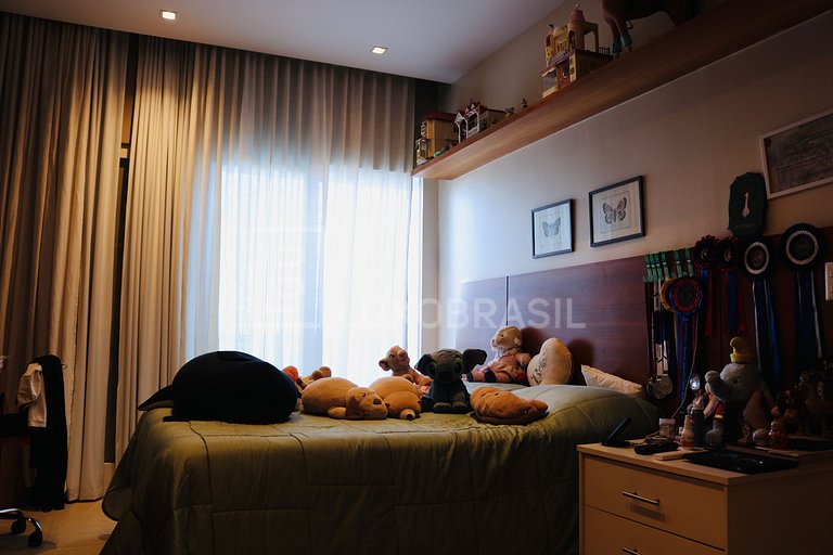 LB - RJ712 Casa de 5 Habitaciones en São Conrado con Vista a