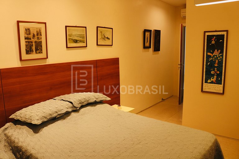 LB - RJ712 Casa de 5 Habitaciones en São Conrado con Vista a