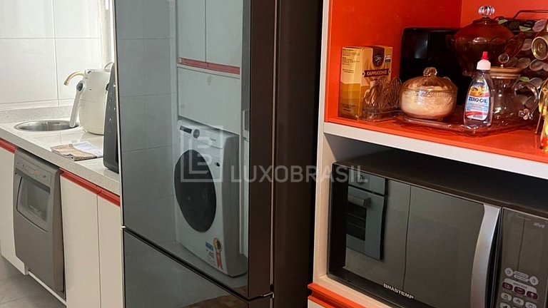 RJ1008 – Apartamento Frente al Mar con 2 Suites en Venta – R