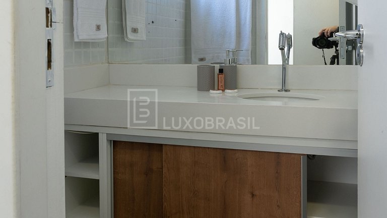 LB - RJ1006 Lofts em Edifício Criativo no Santo Cristo – Inv