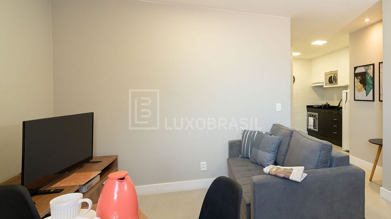 LB – RJ1006 Lofts Creative Building in Santo Cristo – High-Y