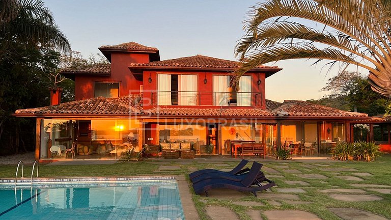 Casa luxuosa em Manguinhos | 5 Quartos | Exclusiva