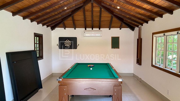 Casa luxuosa em Manguinhos | 5 Quartos | Exclusiva