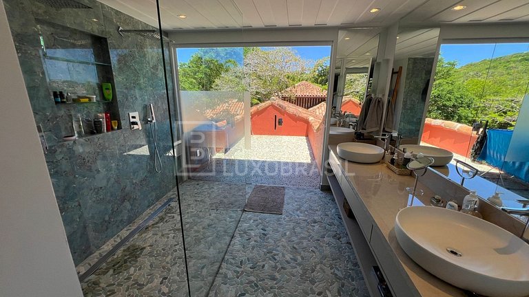 Casa luxuosa em Manguinhos | 5 Quartos | Exclusiva