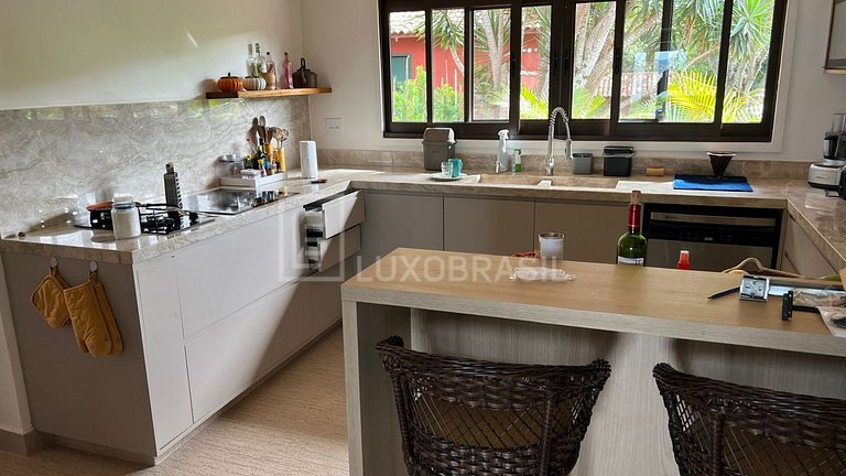 Casa luxuosa em Manguinhos | 5 Quartos | Exclusiva