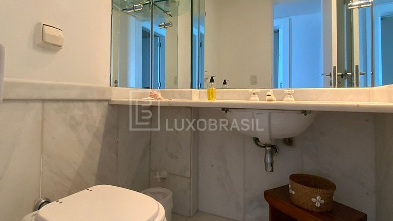 LB - RJ942 Oceanfront Apartment on Vieira Souto For Sale – I