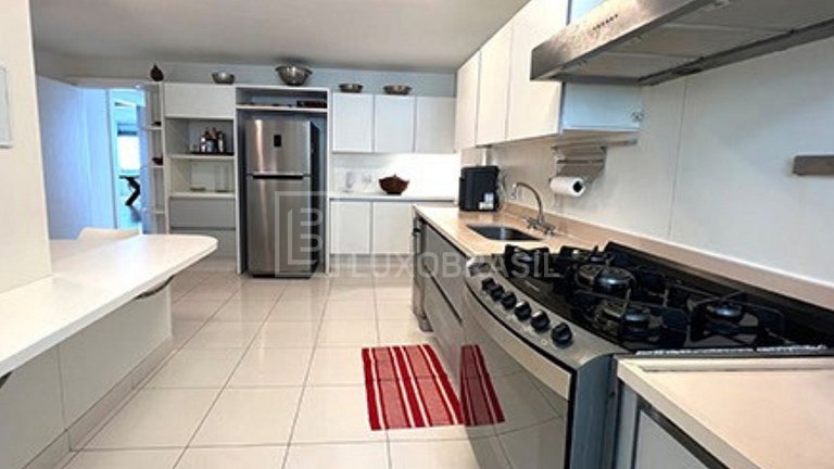 Apartamento Frontal Mar à Venda na Vieira Souto – Ipanema