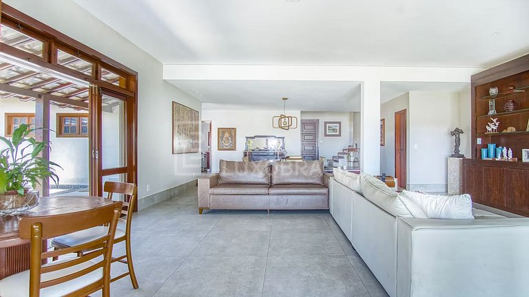 LB - CF03 Mansion with 6 Suites in Moringa Condominium | Vac